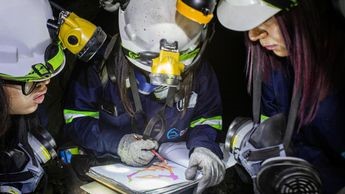 Mujeres en la minería. (Cortesía)